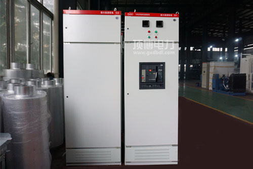 600KW柴油發(fā)電機(jī)組深?？刂破?/></p><p><strong>600KW柴油發(fā)電機(jī)組深?？刂破骷夹g(shù)參數(shù)</strong><br/></p><!----><!--0ff67f539606fb6a--><table width=