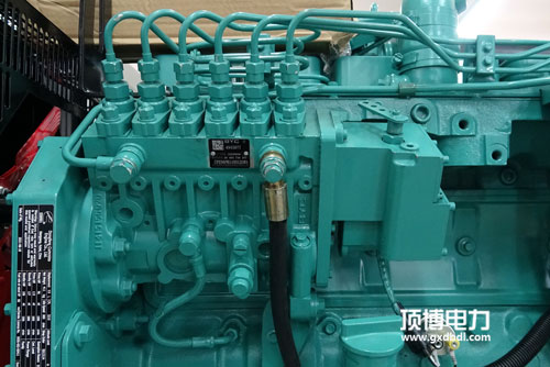 柴油發(fā)電機組“當、當”響，轉速升高，響聲也增大，怎么回事？