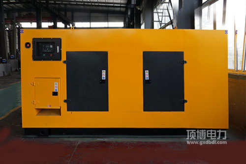 靜音性能好，是學(xué)校選擇頂博低噪音柴油發(fā)電機(jī)組原因